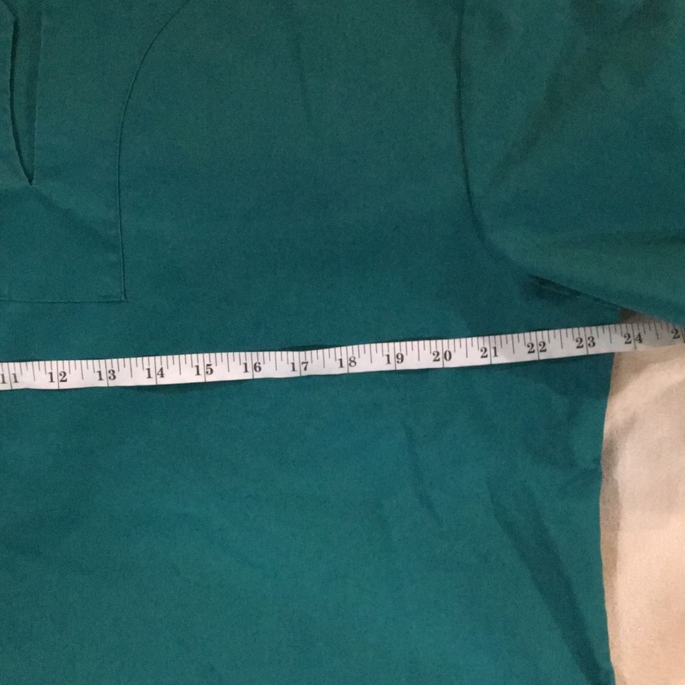 90s Angelica scrub top - Picture 9 of 12